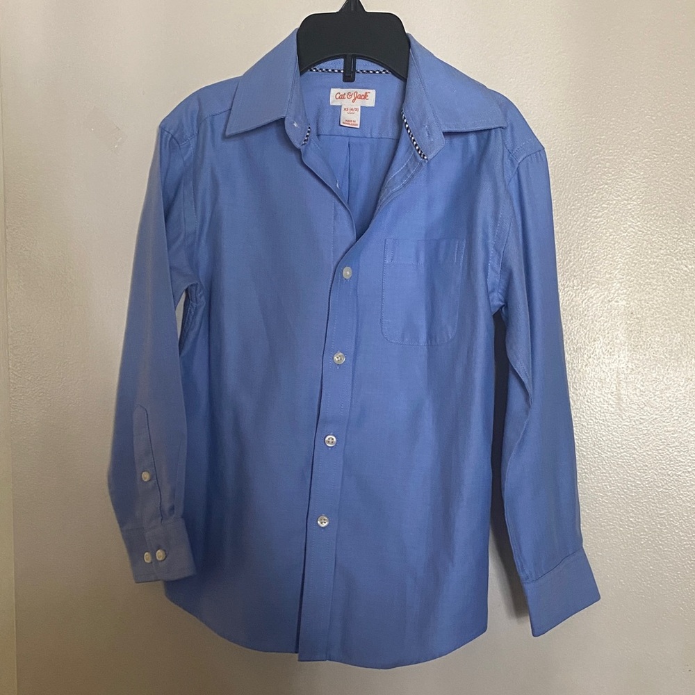 Cat & Jack Light Blue Kids Button Down Shirt